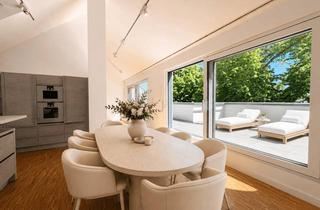 Wohnung kaufen in 12307 Lichtenrade, Seltenheit! Luxus verteilt auf 2 Ebenen mit Garten und Garage in Villenlage