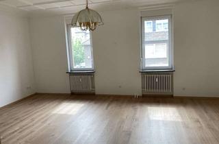 Wohnung mieten in Poststraße 45, 66333 Völklingen, 3 Zimmer Kueche Bad / Balkon Flur / Keller ( Garage möglich)