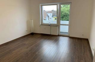 Wohnung mieten in Breslauer Str. 87, 45145 Frohnhausen, Modernisierte DG-Wohnung mit 3,5 Raum sowie Loggia