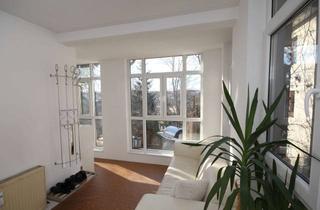 Wohnung mieten in 70190 Mitte, Stilvolle 3 Zi. Wohnung in S-Ost mit Terrasse u. Garten
