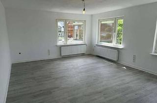 Wohnung mieten in 25712 Burg, 3 Zimmer Wohnung mit Balkon!