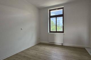 Wohnung mieten in Str. D. Friedens 12, 08228 Rodewisch, frisch renovierte 2-Raum Wohnung in ruhiger Lage