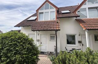 Wohnung mieten in Ulmenstrasse 3a, 65451 Kelsterbach, Hausähnliche 3-Zimmer-Wohnung mit kleinem Garten und Parkplatz