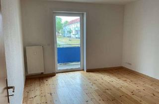 Wohnung mieten in Haydnstraße 38, 14772 Görden, Kaffee, Couch, Komfort - 2 Raum Wohnung mit Balkon sucht dich!