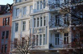 Wohnung mieten in Ferdinand-Wallbrecht-Straße 23, 30163 List, Großzügige ruhige 2 Zimmer Wohnung im gepflegten Jugendstilhaus
