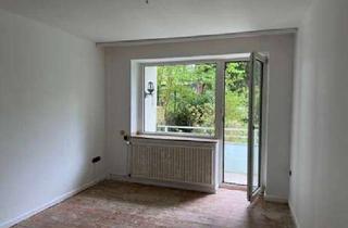 Wohnung mieten in Ulmenallee 74, 45479 Broich, 2- Raumwohnung mit Balkon und alleiniger Gartennutzung