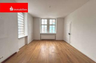 Wohnung mieten in 64823 Groß-Umstadt, Außergewöhnliche 6-Zimmer Wohnung in denkmalgeschütztem Haus im Zentrum von Groß-Umstadt