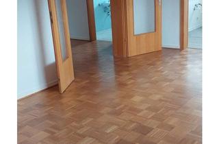 Wohnung mieten in 47447 Moers, Dachgeschosswohnung in Moers
