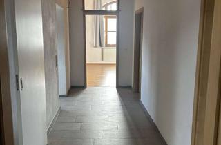 Wohnung mieten in 82284 Grafrath, helle große Dachgeschoß für Wohngemeinschaft mit 3 Zimmern in Grafrath