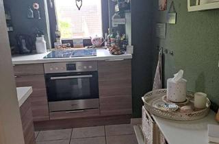 Wohnung mieten in 46519 Alpen, Modernisierte Single-Dachgeschosswohnung mit großzügigem Balkon, Klimaanlage & Einbauküche in Alpen