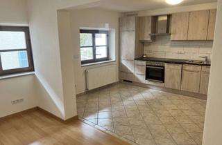 Wohnung mieten in 83607 Holzkirchen, Helles 1 Zimmer Apartment mitten im Herzen Holzkirchens