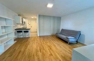 Wohnung mieten in Stralauer Platz 37, 10243 Friedrichshain, Ready to Move In am Ostbahnhof: Vollausgestattetes Design-Apartment direkt an Park und Spree