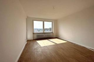 Wohnung mieten in Konopkastraße 19, 21614 Buxtehude, Helle, frisch sanierte 3-Zimmer-Wohnung im 5. OG mit Aufzug, großer Loggia & EBK in Buxtehude