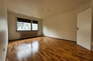Wohnung mieten in Raffaelstraße 13, 45147 Holsterhausen, Lebendig wohnen: 2,5-Zimmer-Wohnung mit Balkon in Essen-Holsterhausen