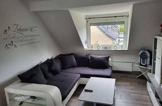 Wohnung mieten in Hensgesweider Weg 57, 41069 Holt, Helle DG-Wohnung für 1 Person mit 2 Zimmern in Mönchengladbach-Holt
