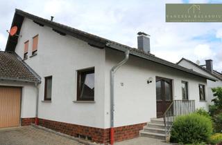 Einfamilienhaus kaufen in 63694 Limeshain, Freistehendes Einfamilienhaus mit großzügigem Garten