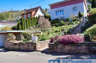 Haus kaufen in 75365 Calw, Freiheit in den eigenen vier Wänden! Gemütliches Wohnhaus zum Einziehen und Wohlfühlen.