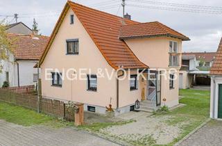 Einfamilienhaus kaufen in 85077 Manching, Charmantes Einfamilienhaus mit viel Potenzial in ruhiger Lage