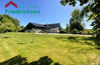 Haus kaufen in 25858 Högel, Viel Platz in ruhiger Lage – Resthof mit Hallen und großzügigem Grundstück