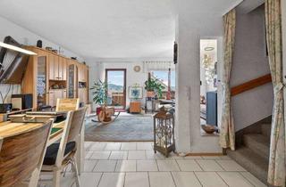 Doppelhaushälfte kaufen in 75305 Neuenbürg, Doppelhaushälfte mit Balkon, Garten und Garage in Arnbach