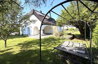 Villa kaufen in 85435 Erding, "BESTE LAGE IN ALTENERDING - CHARMANTER BUNGALOW MIT WALMDACH"