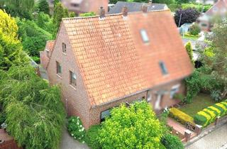 Doppelhaushälfte kaufen in 26919 Brake, Viel Potential zum fairen Preis! Doppelhaushälfte mit 3 Zimmern und gemütlichem Garten