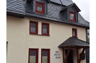 Einfamilienhaus kaufen in Marburgerstr 15 a, 35745 Herborn, Ein sehr schönes Einfamilienhaus mit einer massiv gebauten Scheune zum Verkauf!