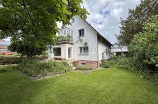 Haus kaufen in 76448 Durmersheim, Großzügiges Zweifamilienhaus mit weitläufigem Grundstück in Durmersheim
