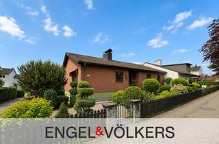 Haus kaufen in 64625 Bensheim, Großzügiges Wohnen mit Gartenidylle: Bungalow in ruhiger Lage von Bensheim