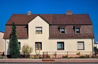 Haus kaufen in Kaulsdorfer Straße XX, 12555 Köpenick, Großzügiges 2-Familienhaus mit Garage und großem Garten
