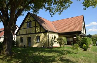 Anlageobjekt in Karl-Marx-Straße 57a-g, 17367 Eggesin, Wohngebäude mit 7 Wohnungen inklusive Kellerräumen und Parkplätzen