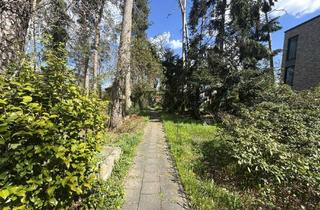 Grundstück zu kaufen in 14612 Falkensee, Baugrundstück mit Altbestand und Potenzial für Neubebauung