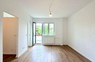 Wohnung kaufen in 13509 Wittenau, Einziehen. Durchatmen. Ankommen. Vollständig sanierte 1,5-Zimmer-Wohnung mit Balkon ins Grüne