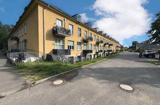 Wohnung kaufen in 14089 Kladow, TOP-2015 vollsanierte barrierefreie 2-Raum-Balkonwohnung