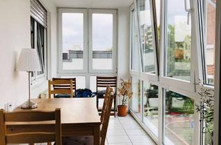 Wohnung mieten in Kirchstr. 00, 44532 Lünen, Zentrale 2,5-Zimmer-Seniorenwohnung | Barrierefrei | Wintergarten | Aufzug