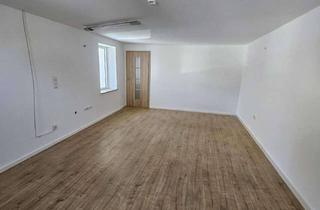 Wohnung mieten in Hauptstr. 36/1, 74229 Oedheim, 3 Zimmerwohnung mit Lagerhalle zentral in Oedheim