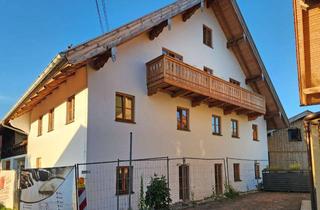 Wohnung mieten in Dorfstraße 27, 83671 Benediktbeuern, Wohnen mit Charakter: Großzügige 4,5-Zimmer-Wohnung in Benediktbeuern
