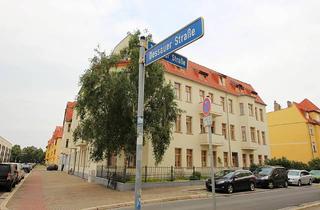 Wohnung mieten in Dessauer Straße, 39114 Brückfeld, 4-Zi. mit Homeoffice, Dachterrasse, 2 Bäder, EBK, Stellplatz, Fernwärme in MD-Brückfeld