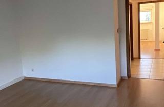 Wohnung mieten in Waldhornstraße 12, 76131 Innenstadt-Ost, Wohnen mit Charakter: 2-Zimmer-Dachgeschosswohnung in Karlsruhe