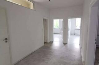 Wohnung mieten in Alte Bahnhofstr., 31515 Wunstorf, Hell, geräumig & gut geschnitten: 4-Zi-Whg im 2. OG zentral in Wunstorf