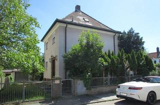 Villa kaufen in 90451 Eibach, Seltene Gelegenheit: 30er-Jahre-Villa Nürnberg - Eibach / Haus kaufen