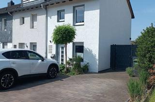 Haus kaufen in 45473 Mellinghofen, Modernisiertes Reihenendhaus mit sonnigem Gartengrundstück in ruhiger Lage von Mülheim - Winkhausen