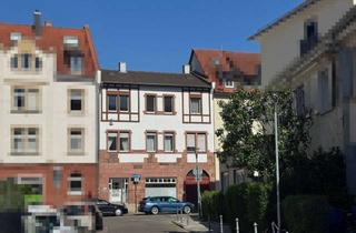 Haus kaufen in 69121 Handschuhsheim, Anwesen mit zwei Häusern, Innenhof und Garten