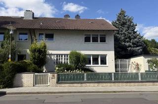 Haus mieten in Vilbeler Straße, 63477 Maintal, Einfamilienhaus mit Garten