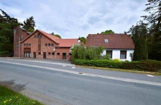 Grundstück zu kaufen in 28790 Schwanewede, **Verkauf im Bieterverfahren!** Historische Liegenschaft mit Wohnhaus, Grünland und Entwicklungspers