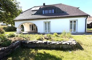 Villa kaufen in 85435 Erding, "WALMDACH-VILLA MIT CHARME - IM RUHIGEN HERZEN VON ALTENERDING"