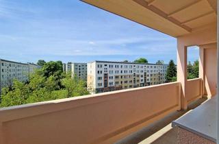 Wohnung mieten in Maxim-Gorki-Straße 18, 09599 Freiberg, Helle 4 Zimmerwohnung mit großem Balkon und Ausblick