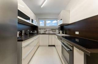 Haus kaufen in 53757 Sankt Augustin, Sankt Augustin - Dreifamilienhaus in attraktiver Wohnlage