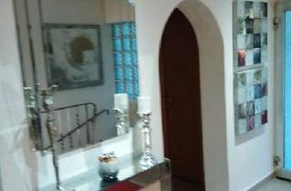 Einfamilienhaus kaufen in 65510 Idstein, Idstein - Einfamilienhaus mit Einliegerwohnung in der naturnahen Lage