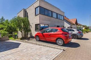 Einfamilienhaus kaufen in 66793 Saarwellingen, Saarwellingen / Schwarzenholz - Stilvolles Einfamilienhaus für Familien
